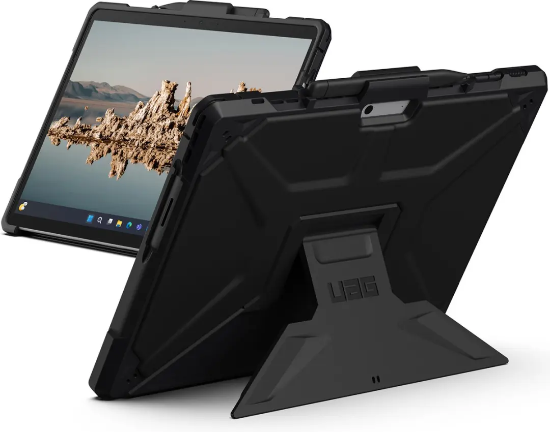 Urban Armor Gear Metropolis SE Hoes Book Case 13