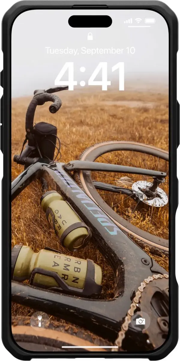 Urban Armor Gear Metropolis LT Hoesje 114453113972 - iPhone 16 Pro Max - Kevlar - Groen - afbeelding 6 van 6