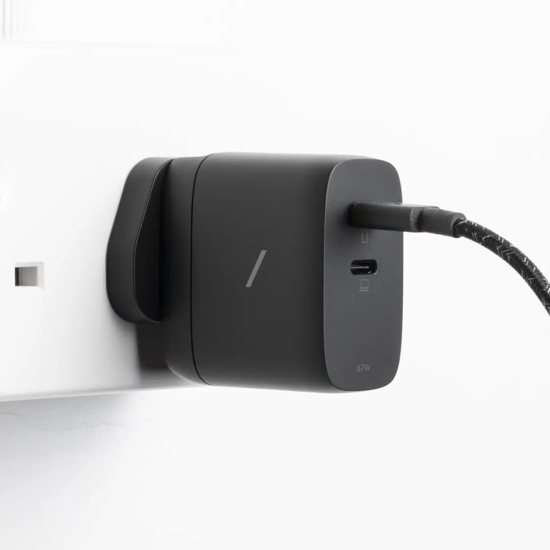 Native Union Fast GaN Oplader PD 67W - Zwart