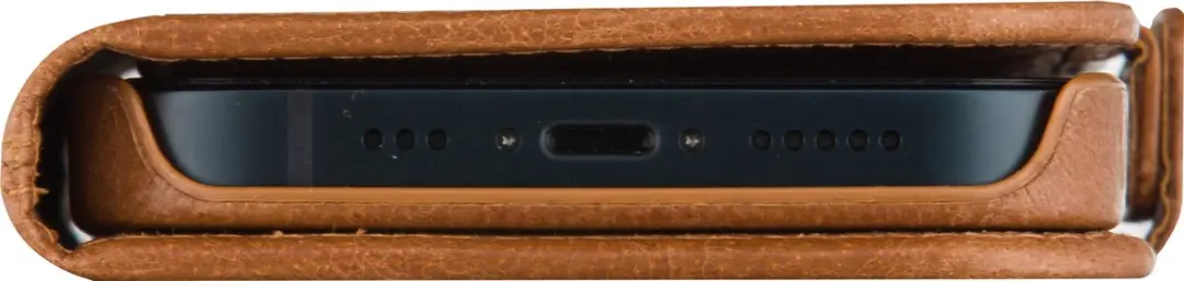 dbramante1928 iPhone 15 Plus Boekhoesje - Effen Cognac Leder - 4 Pasjes