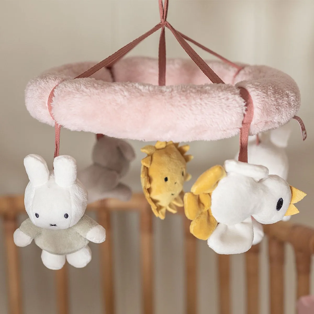 Nijntje Muziekmobiel Fluffy Roze