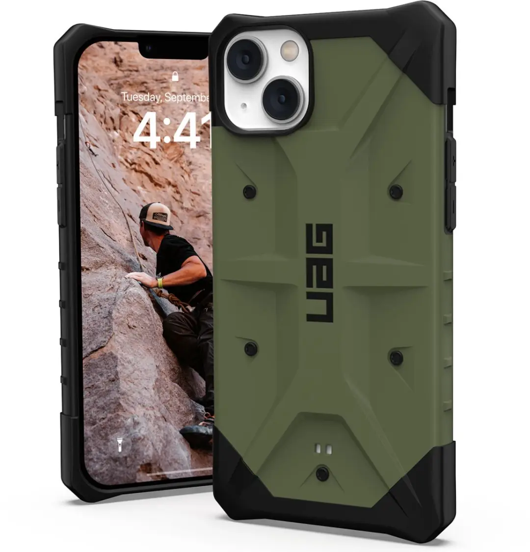 Urban Armor Gear Pathfinder iPhone 14 Plus Hoesje