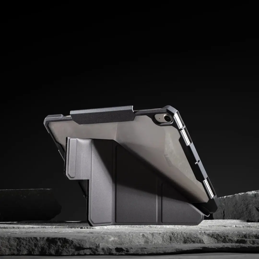 Urban Armor Gear Essential Armor 124474114040 - iPad Air 11 Zwart - afbeelding 3 van 6