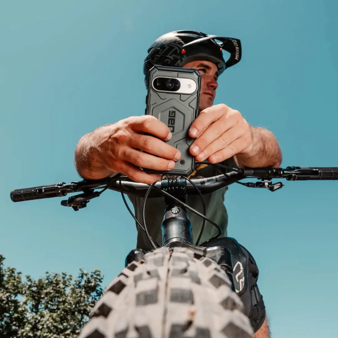 Urban Armor Gear Pathfinder Pro Hoesje Google Pixel 9 - Zwart - afbeelding 4 van 6