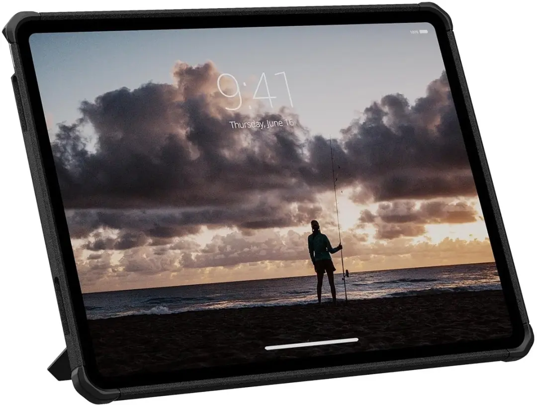 Urban Armor Gear Scout Plus Backcover iPad Air 13 124494114040 - Zwart - afbeelding 6 van 6