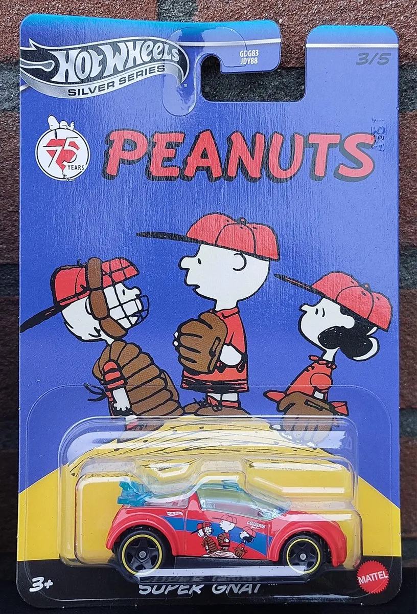 Hot Wheels Peanuts Super Gnat JCB84 - Rood met blauwe accenten
