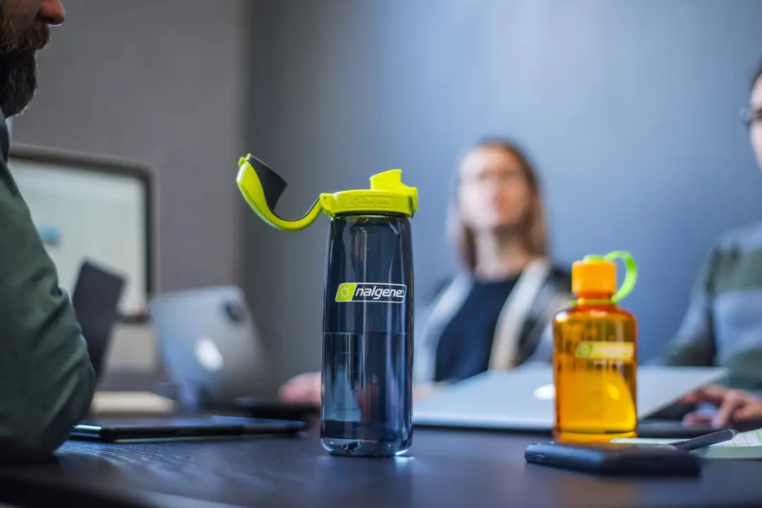 Nalgene OTF N5565-1824 Drinkfles 650ml - Charcoal/Lime - afbeelding 3 van 6