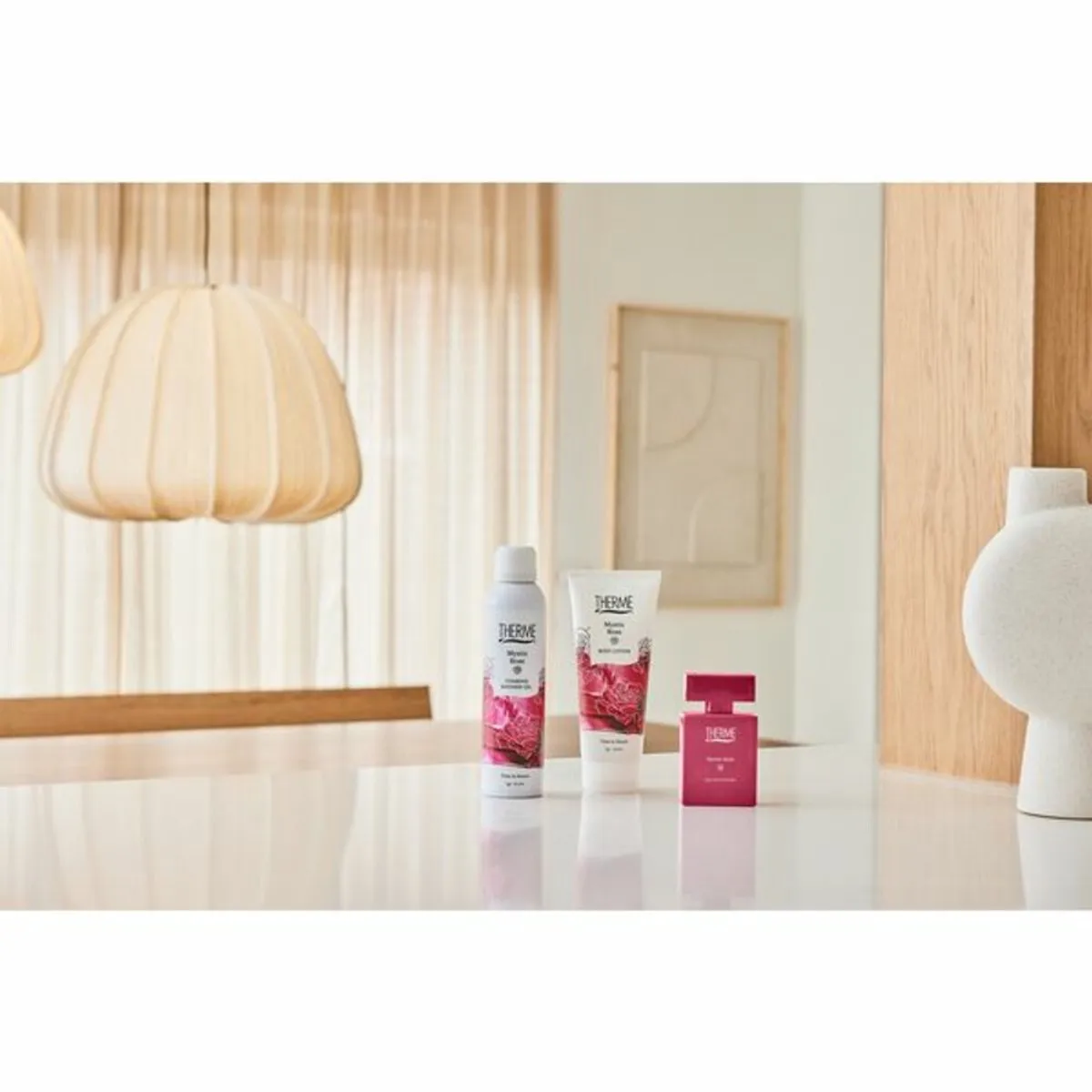 2 x Therme - Mystic Rose - Parfum Haar- & Lichaamsmist - Verfrissend - Verzorgend - 200ml - Parfum Mist - Roos Parfum - Body Mist - Haar Mist - Verfrissende Mist