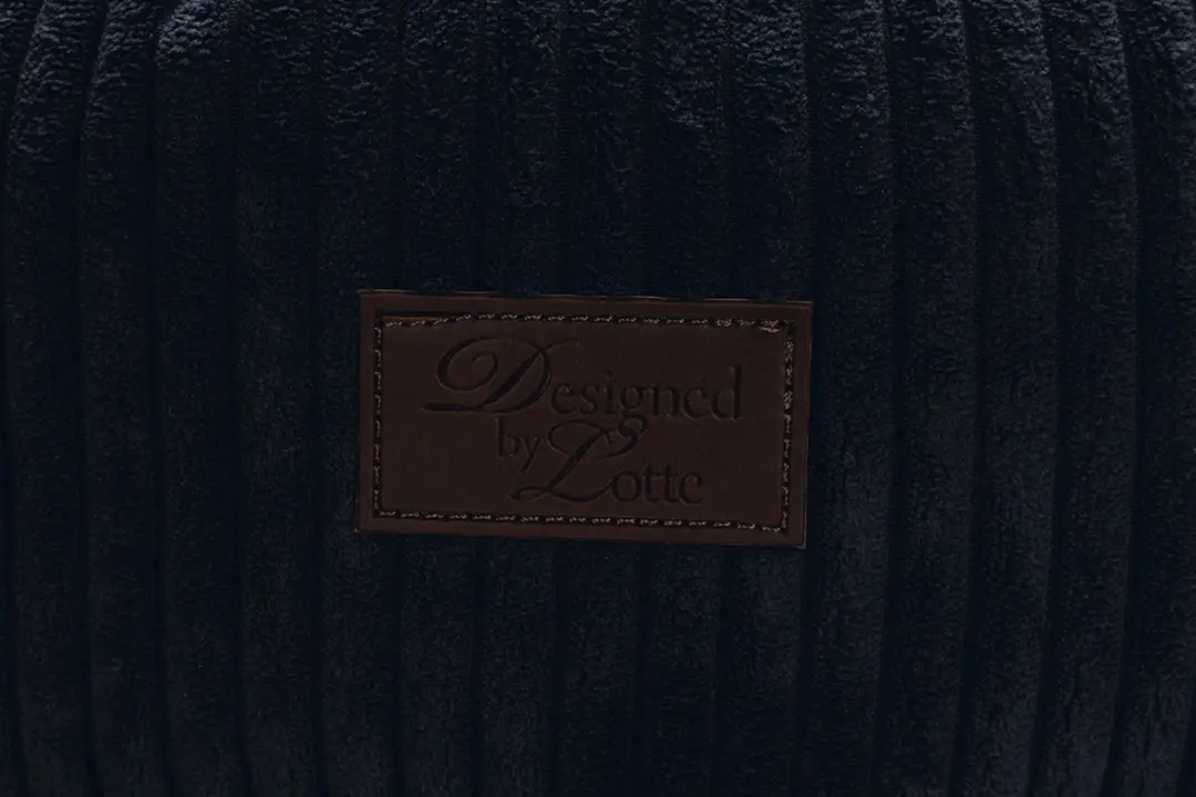 Designed by Lotte Ligmand Ribbed Kattenmand 50x50x17cm - Antraciet