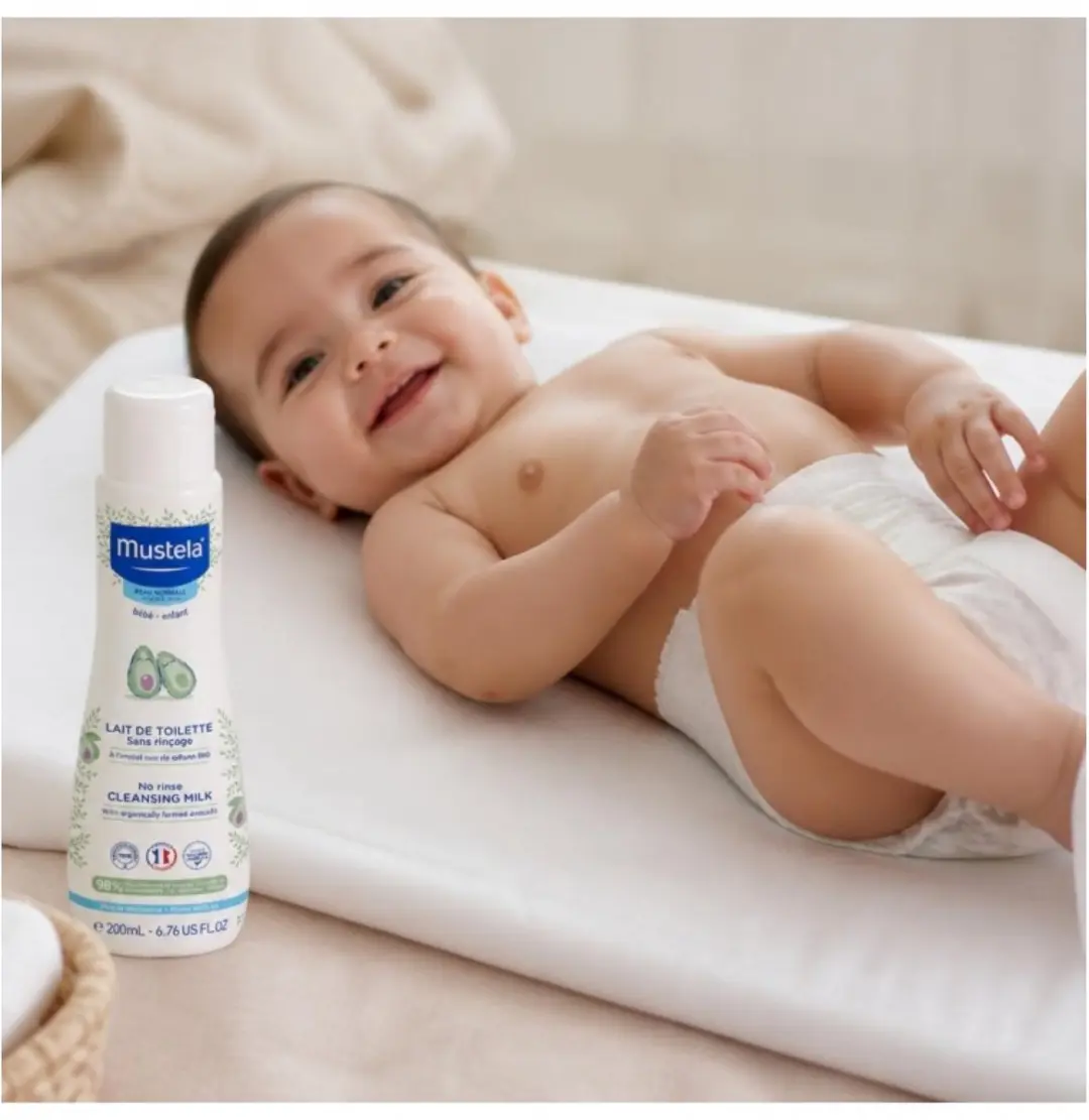 Mustela Reinigingsmelk 200ml - afbeelding 3 van 4
