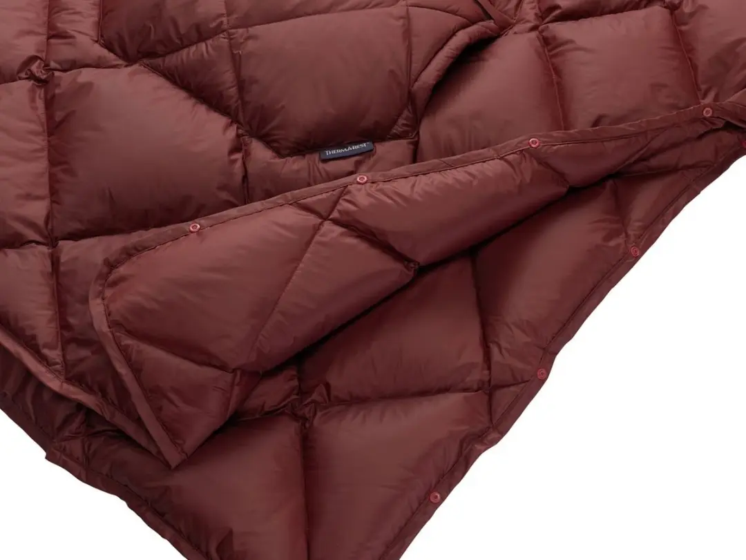 Therm-A-Rest Honcho Poncho Down