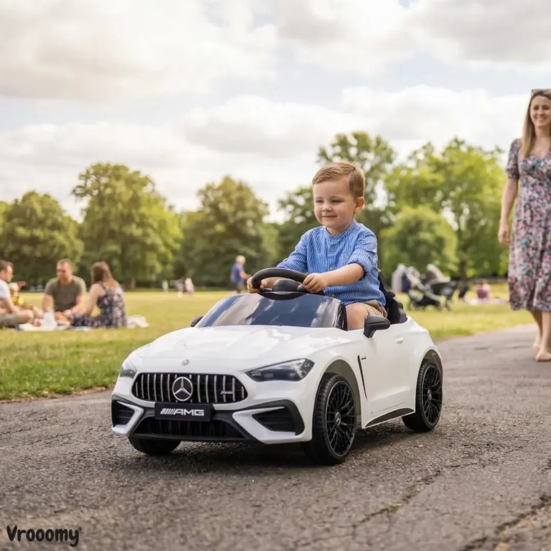 Vrooomy Mercedes-AMG CLE53 Coupé Elektrische Kinderauto 12V - Wit - afbeelding 4 van 6