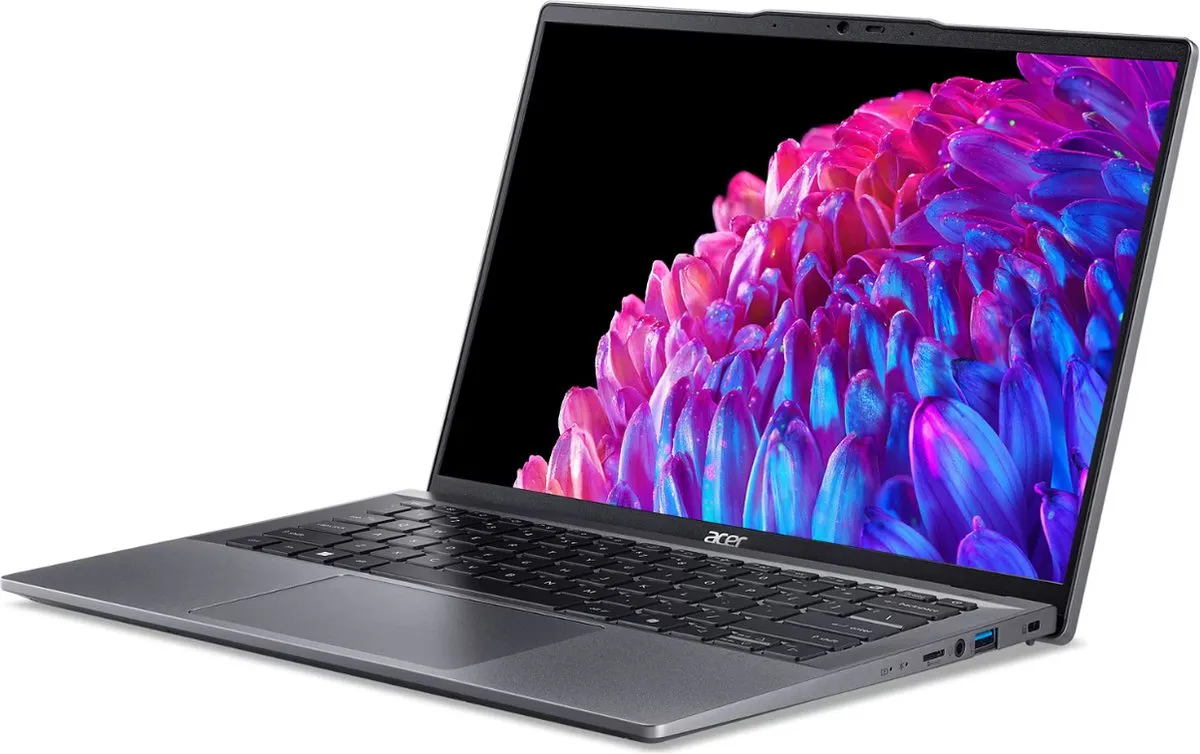 Acer Swift Go 14 SFG14-63-R7NN Laptop - 14" WQXGA+ AMD Ryzen 5 8645HS