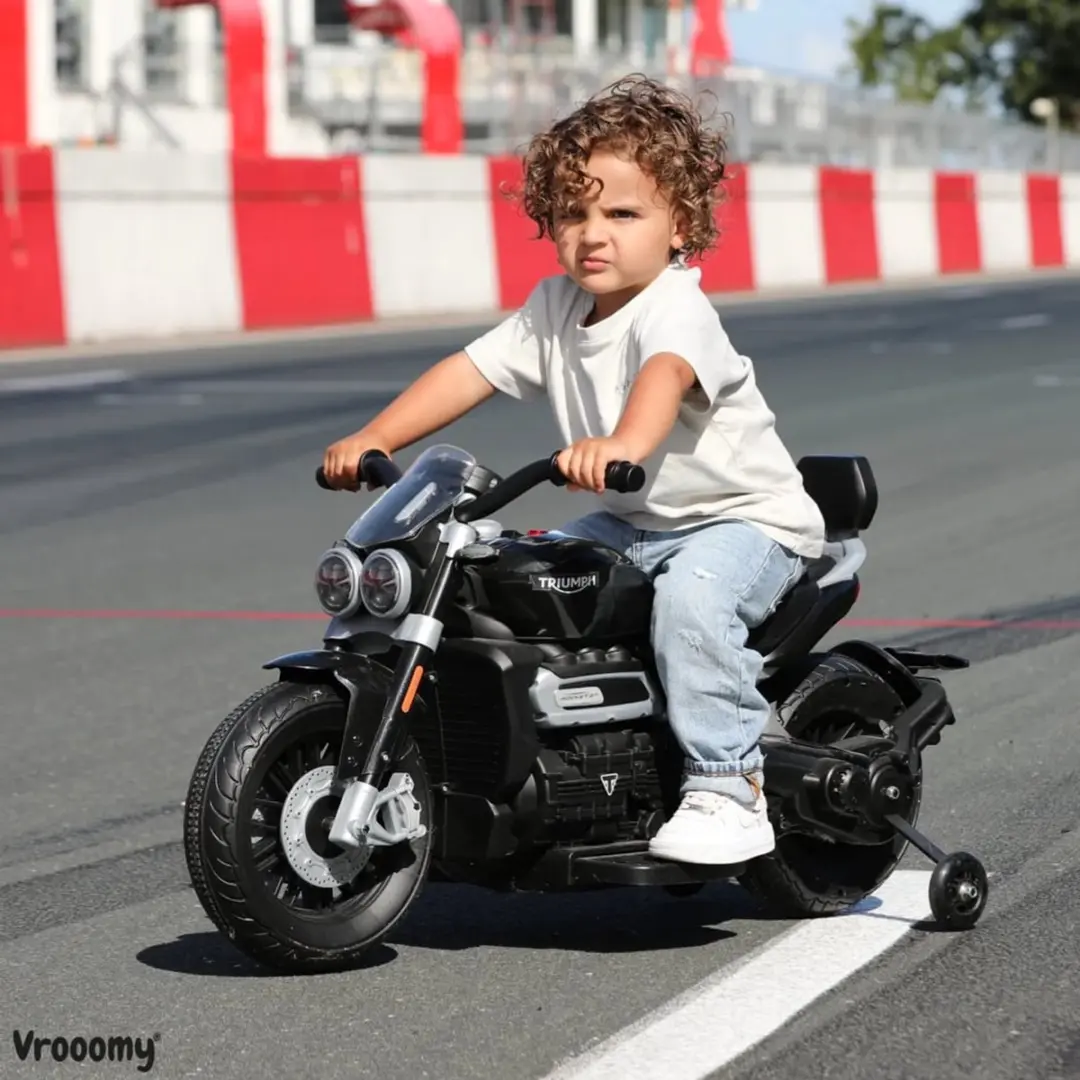 Vrooomy Triumph Rocket 3GT Elektrische Kindermotor 12V - Zwart - afbeelding 4 van 6