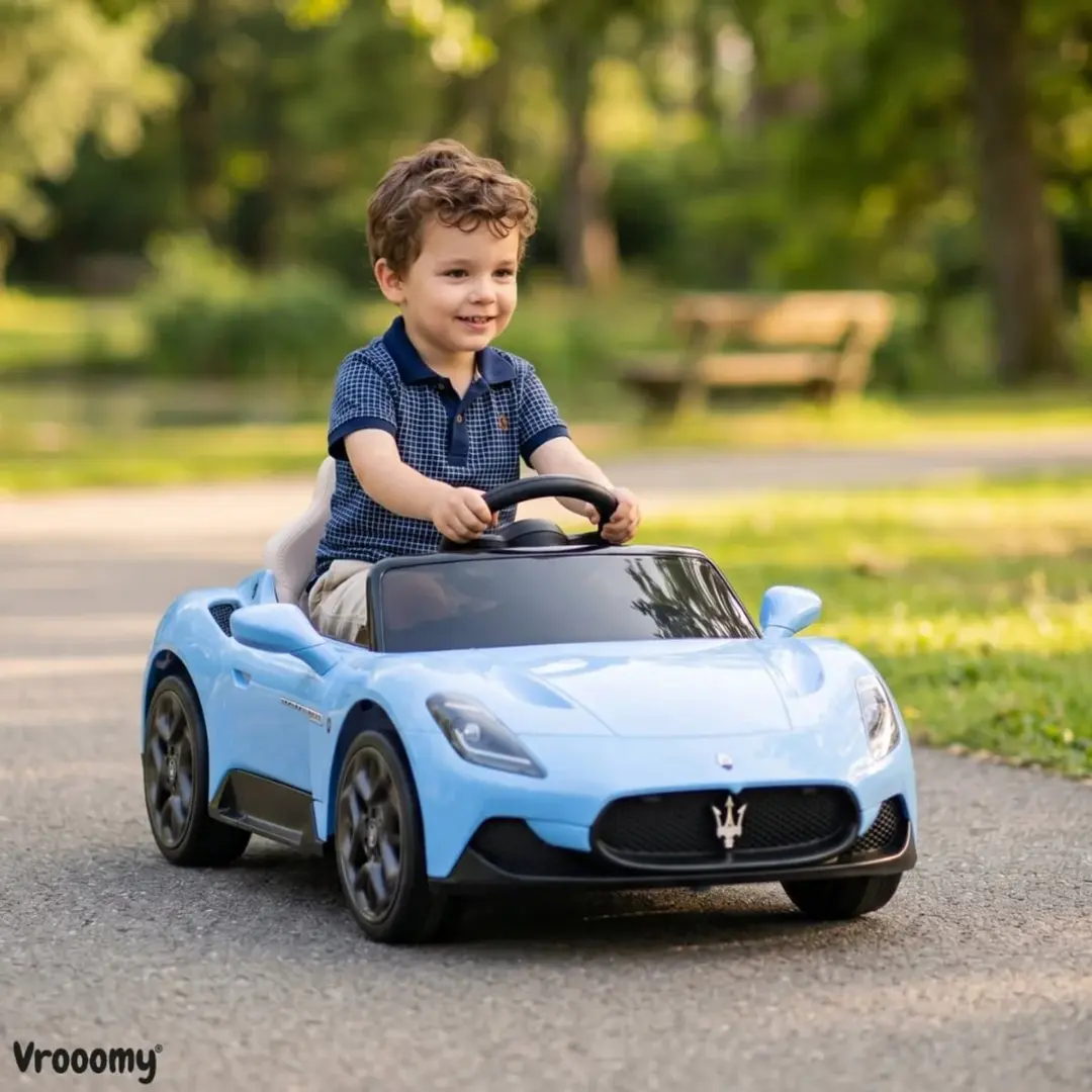 Vrooomy Maserati MC20 Cielo 12V Kinderauto - Blauw - afbeelding 4 van 6