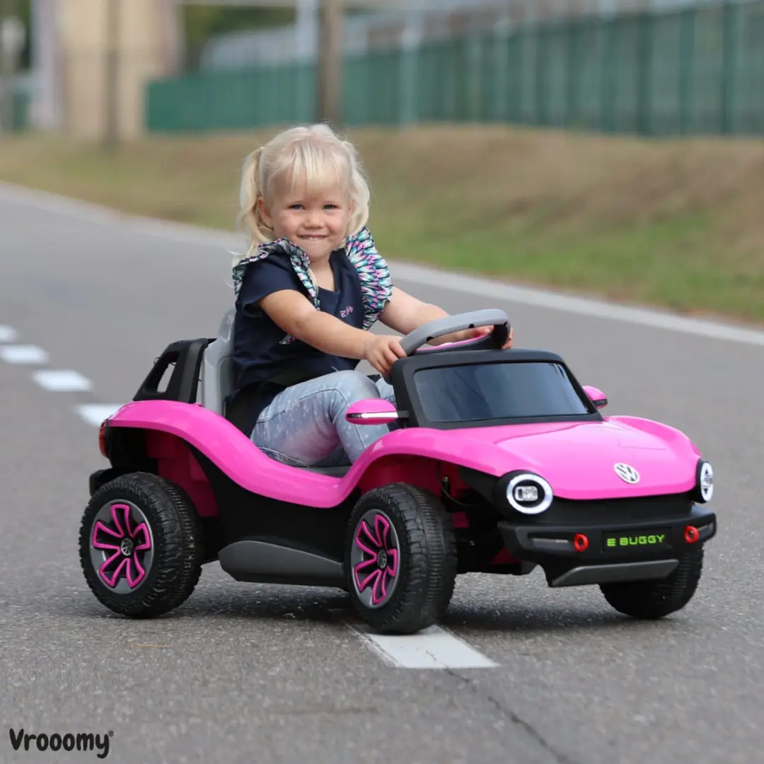 Vrooomy Volkswagen E-Buggy 12V Kinderauto Roze - afbeelding 5 van 6