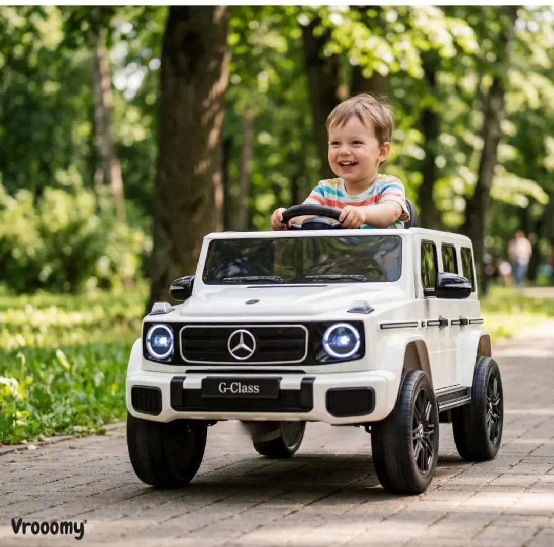 Vrooomy Mercedes-Benz G-Klasse Elektrische Kinderauto 7.4V - Wit - afbeelding 4 van 6