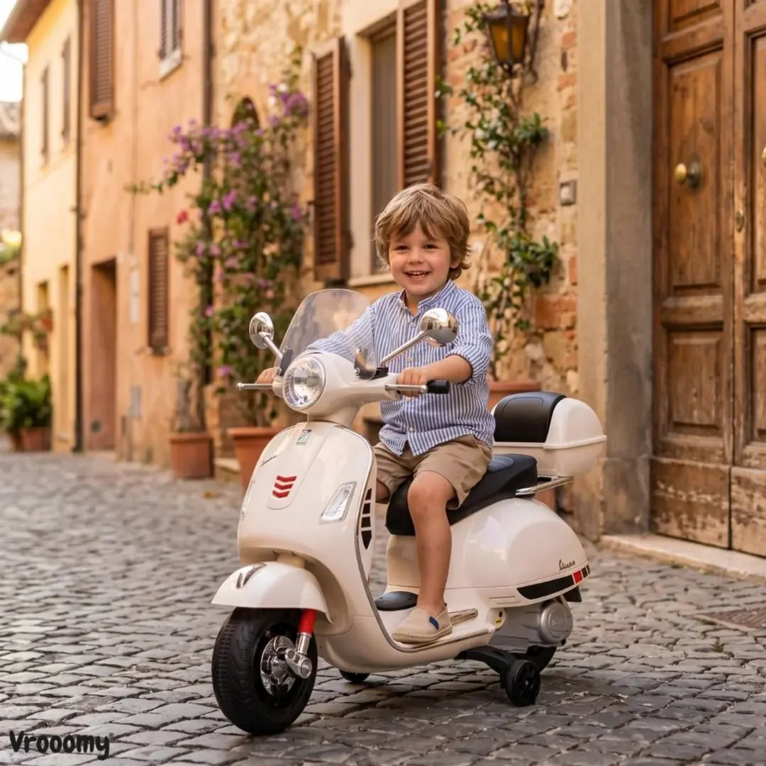 Vrooomy Vespa GT Full Option Elektrische Scooter 3-6 jaar - Wit - afbeelding 5 van 6