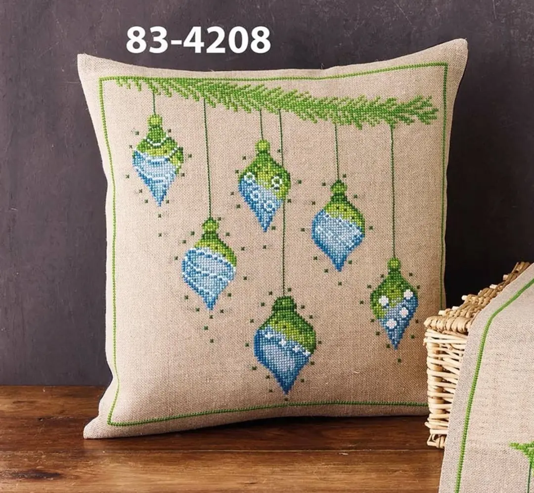 Permin borduurkussenpakket kerstballen 83-4208 telpatroon