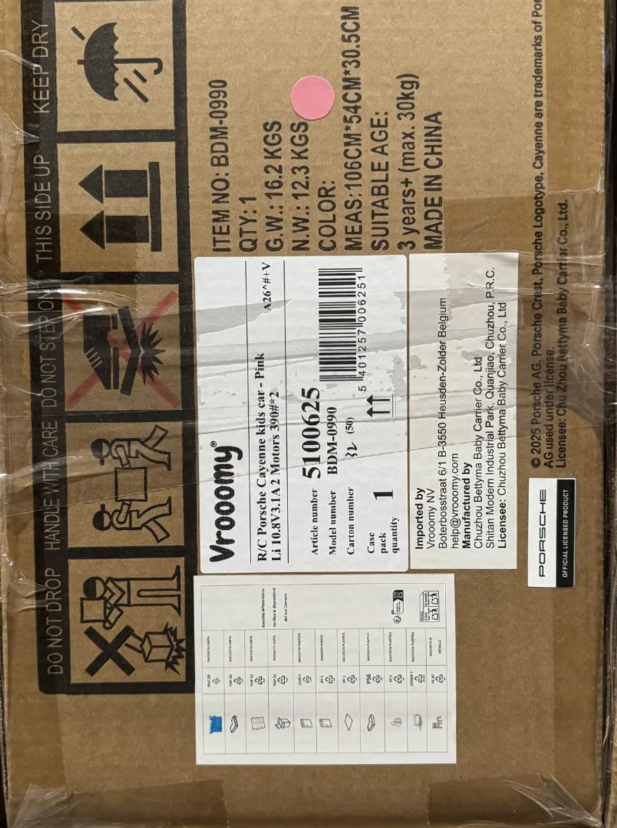 Vrooomy Porsche Cayenne 12V Kinderauto Roze - 5100625 - afbeelding 5 van 6