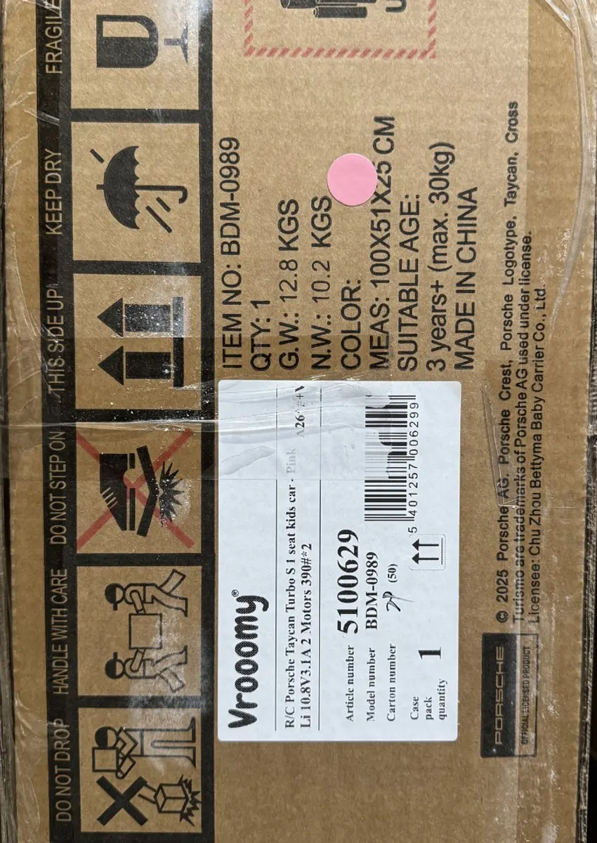 Vrooomy Porsche Taycan Turbo S 12V Kinderauto Roze - afbeelding 5 van 6