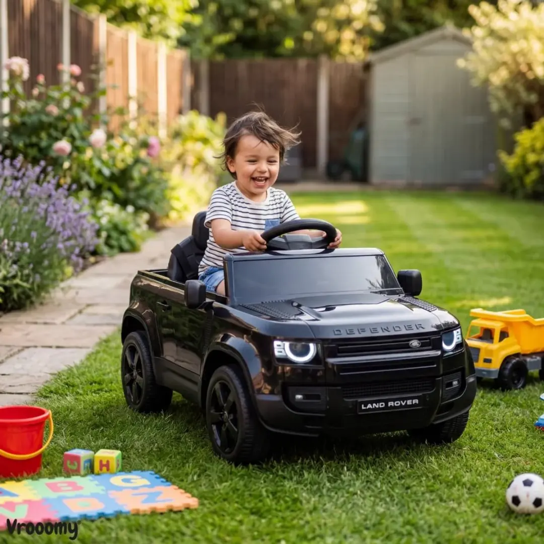 Vrooomy Land Rover Defender 90 Elektrische Kinderauto 12V - Zwart - afbeelding 4 van 6