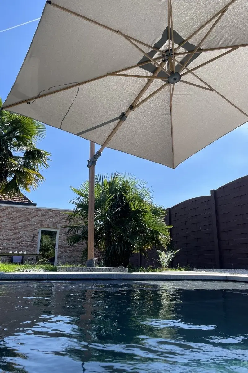 4 Seasons Outdoor Siesta Premium Zweefparasol 300x300 - Antraciet - afbeelding 3 van 6