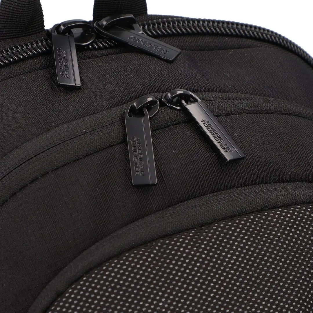 American Tourister Urban Groove U26 Rugzak 28L - 15,6" Laptop - Zwart - afbeelding 2 van 6