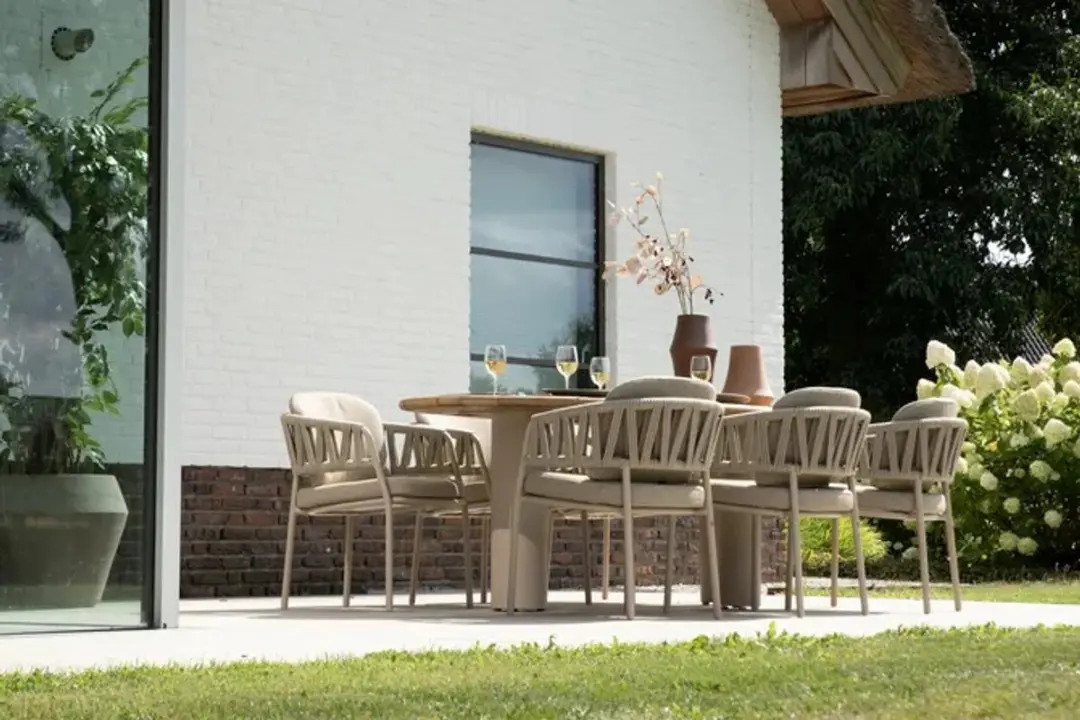 4 Seasons Outdoor Calma Dining Tuinstoel - Taupe/Zand - afbeelding 4 van 5