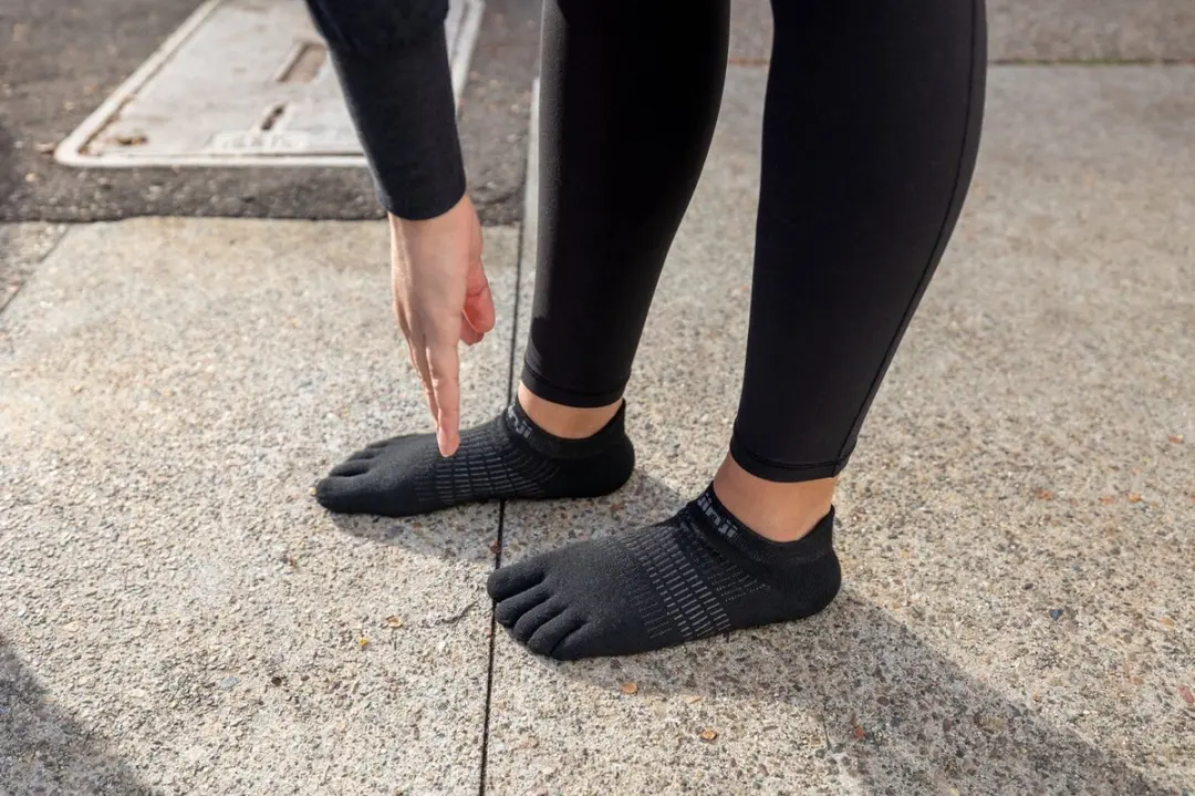INJINJI Womens Run No-Show Coolmax Sokken - Zwart - afbeelding 5 van 6