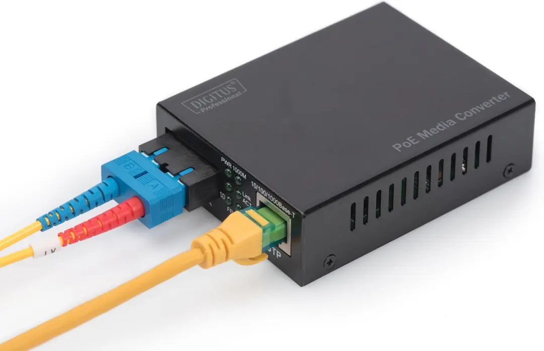 Digitus DN-82160 Gigabit PoE Converter - 1x RJ45/SC SM - 30W - Zwart - afbeelding 2 van 6