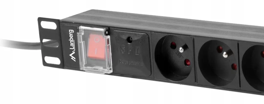 Lanberg PDU-08E-0200-BK Stroomverdeler Rack 1U - 8x Stopcontacten 16A - 2m - afbeelding 2 van 6