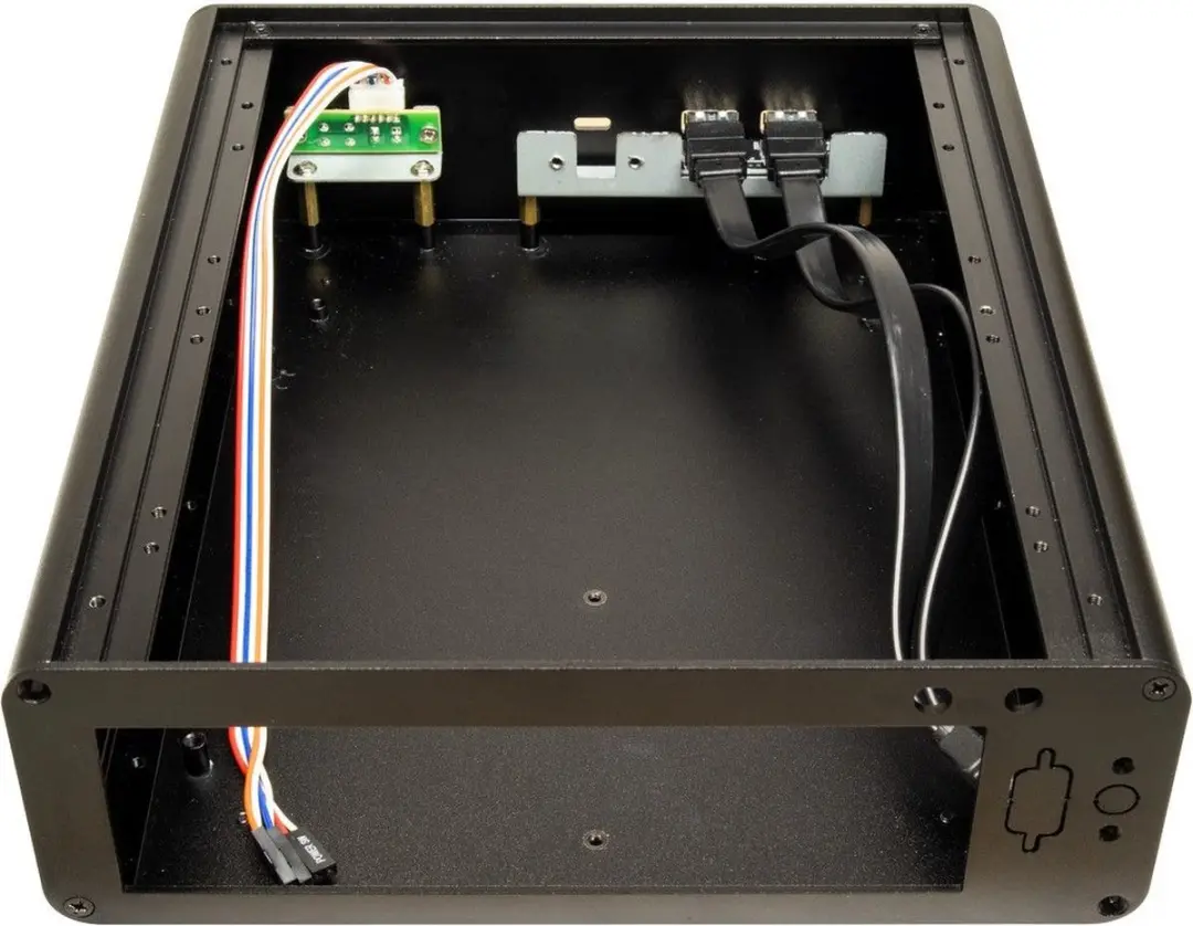 Inter-Tech IP-60 SFF Behuizing - 2x 2.5" - Zwart