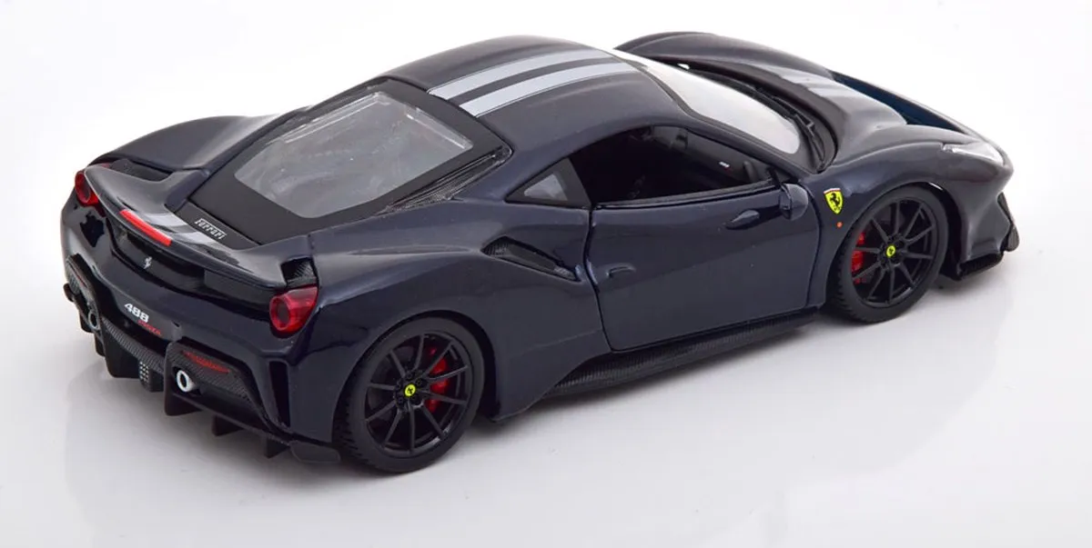 Ferrari 488 Pista Diecast Modelauto 1:24 - Dark Blue