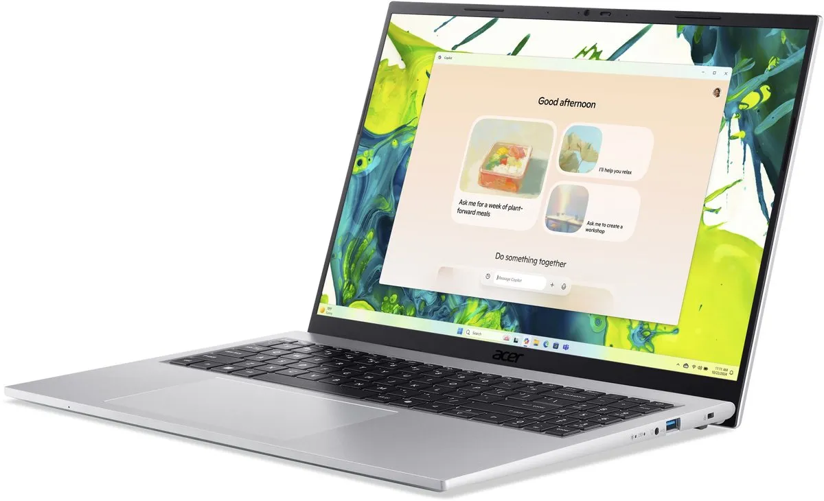 Acer Aspire Go 16 AG16-71P-75HD Laptop - 16" - Core 7 - 32GB - 1TB SSD - Zilver