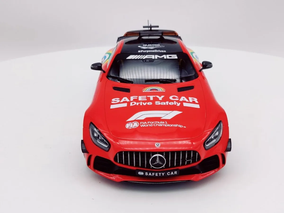Mercedes-AMG GT R Mugello GP 2020 Schaalmodel 1:18 - Rood - afbeelding 6 van 6