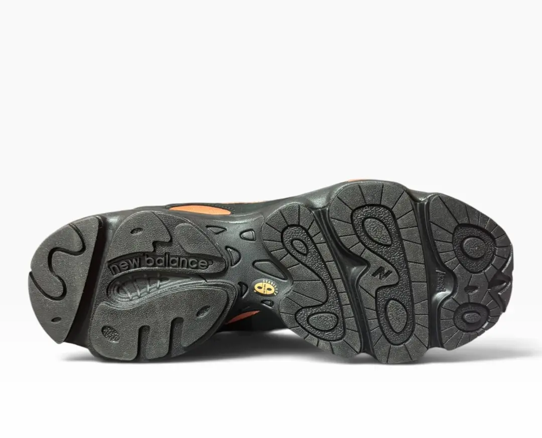 New Balance M100SM