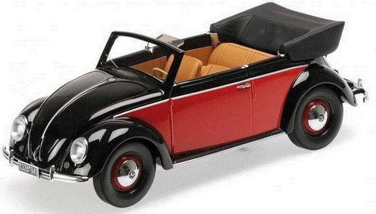 Volkswagen Beetle Convertible 1949 1:18 Minichamps - Zwart/Creme