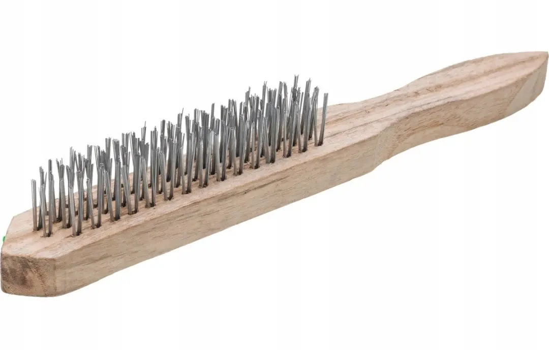 Stalen Draadborstel 6-Rijig met Houten Handvat