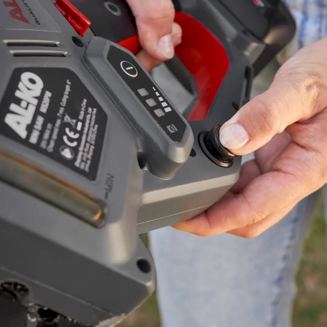 AL-KO CSM 1812 Mini Kettingzaag 18V - 2500mAh - afbeelding 2 van 6
