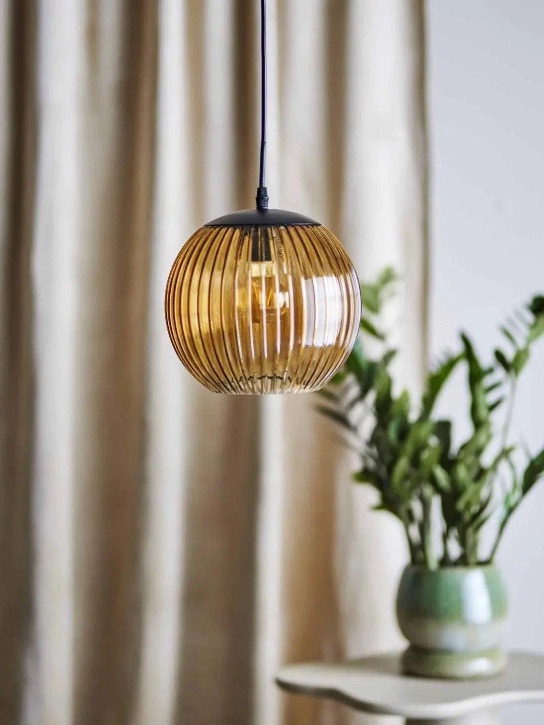 Bloomingville Hanglamp Sybia Glas - Bruin - afbeelding 3 van 4