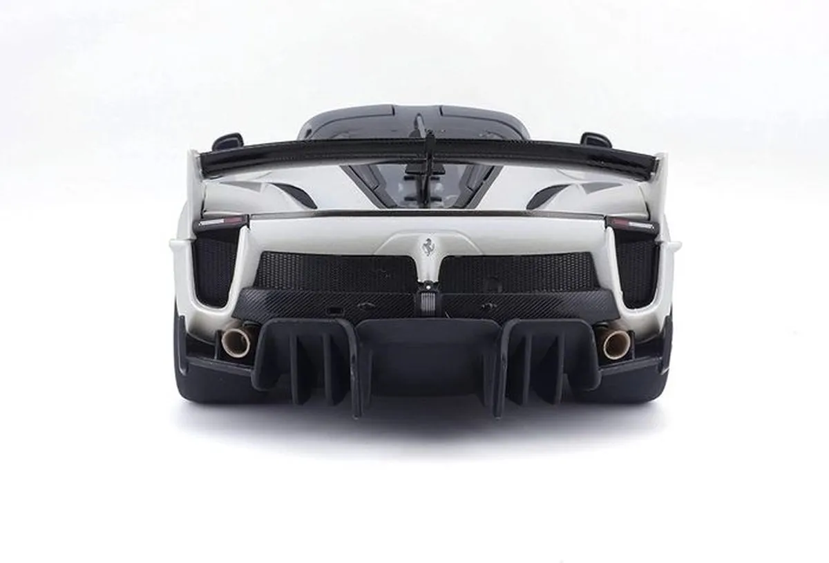 Ferrari FXX K EVO #70 Modelauto 1:18 - Wit