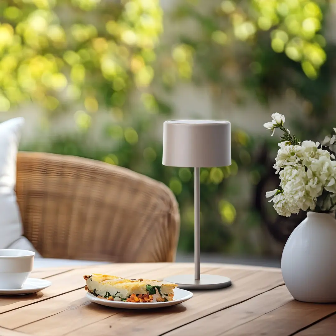 Brilliant Helio LED-tafellamp - 210 lm 3000K Oplaadbaar Taupe - afbeelding 3 van 6