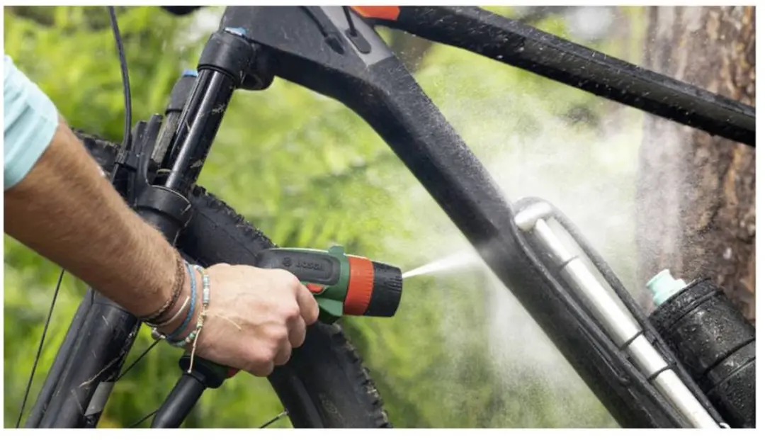 Bosch Fontus 18V-6 Accu-Hogedrukreiniger 20 bar - afbeelding 5 van 5