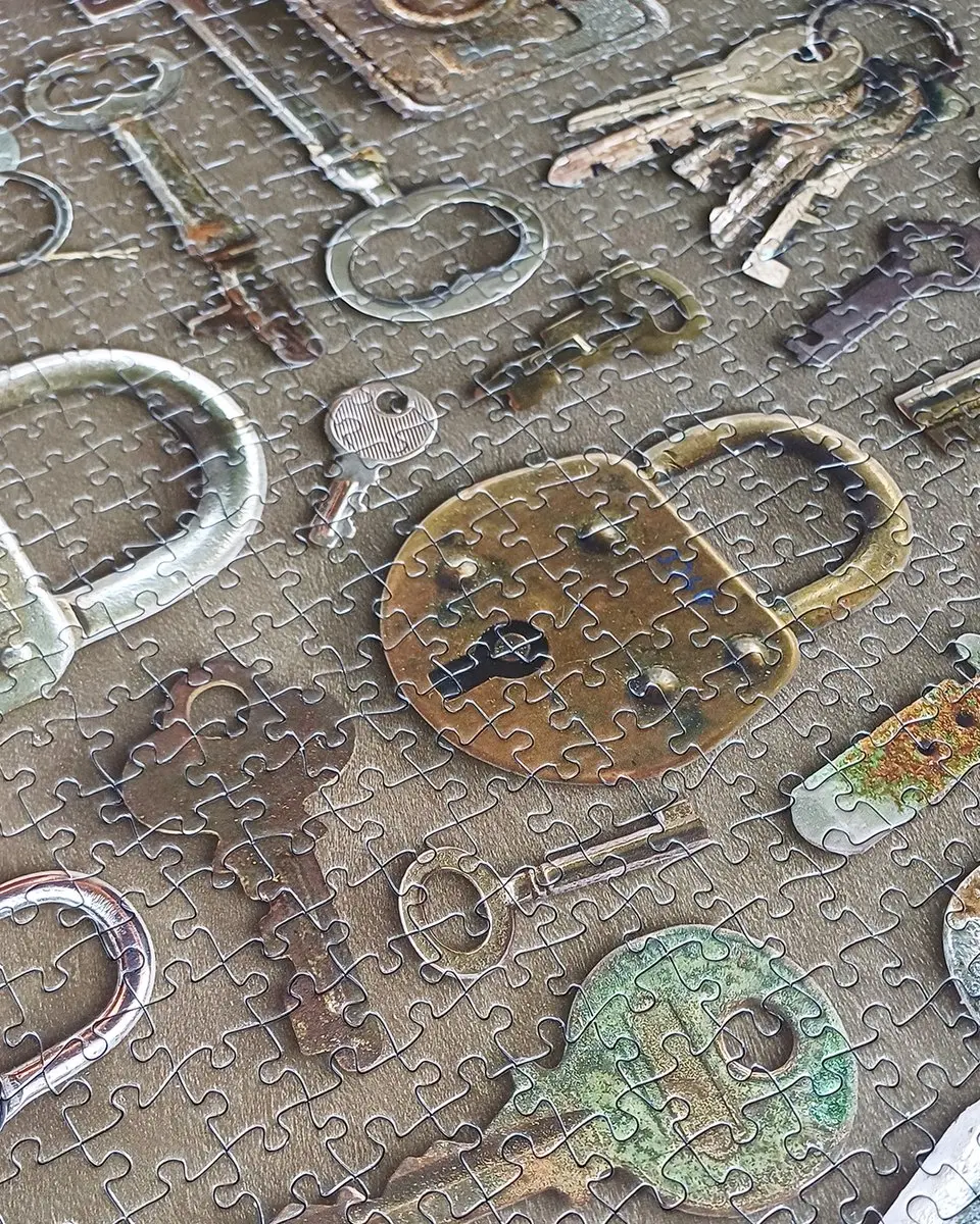 Tactic Puzzel 1000 Stukken - Sleutels & Sloten - Wit