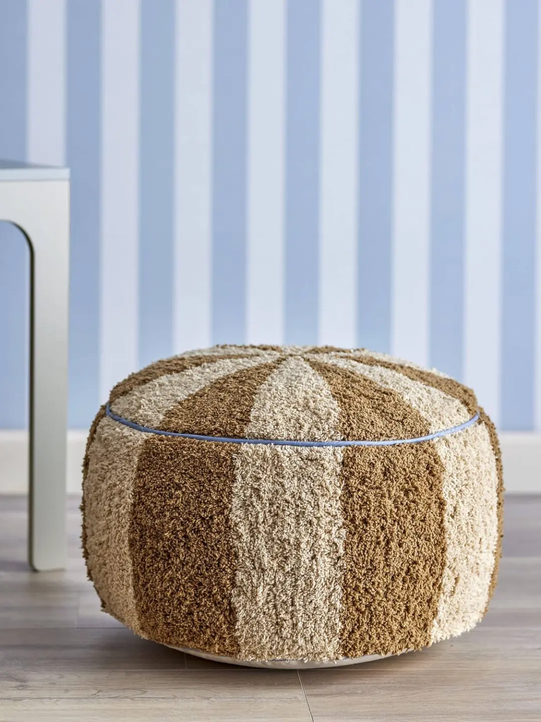 Bloomingville Poef Charoline Beige - afbeelding 3 van 3