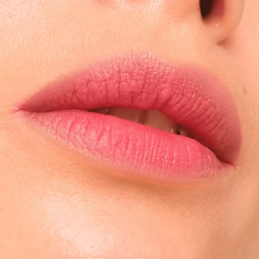 Catrice Blur-Real Matte Lipstick 040 Muted Romance - 3g - afbeelding 2 van 5