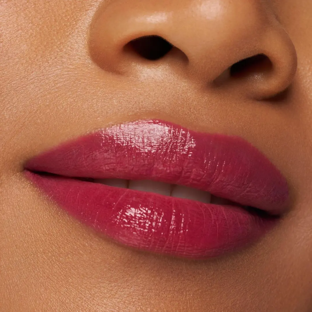Essence Hydra Kiss Lip Tint 06 Berry Crush - 4ml - afbeelding 6 van 6