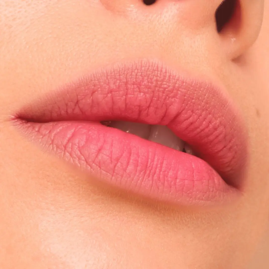 Catrice Blur-Real Matte Lipstick 010 Blur Me Baby - 3g