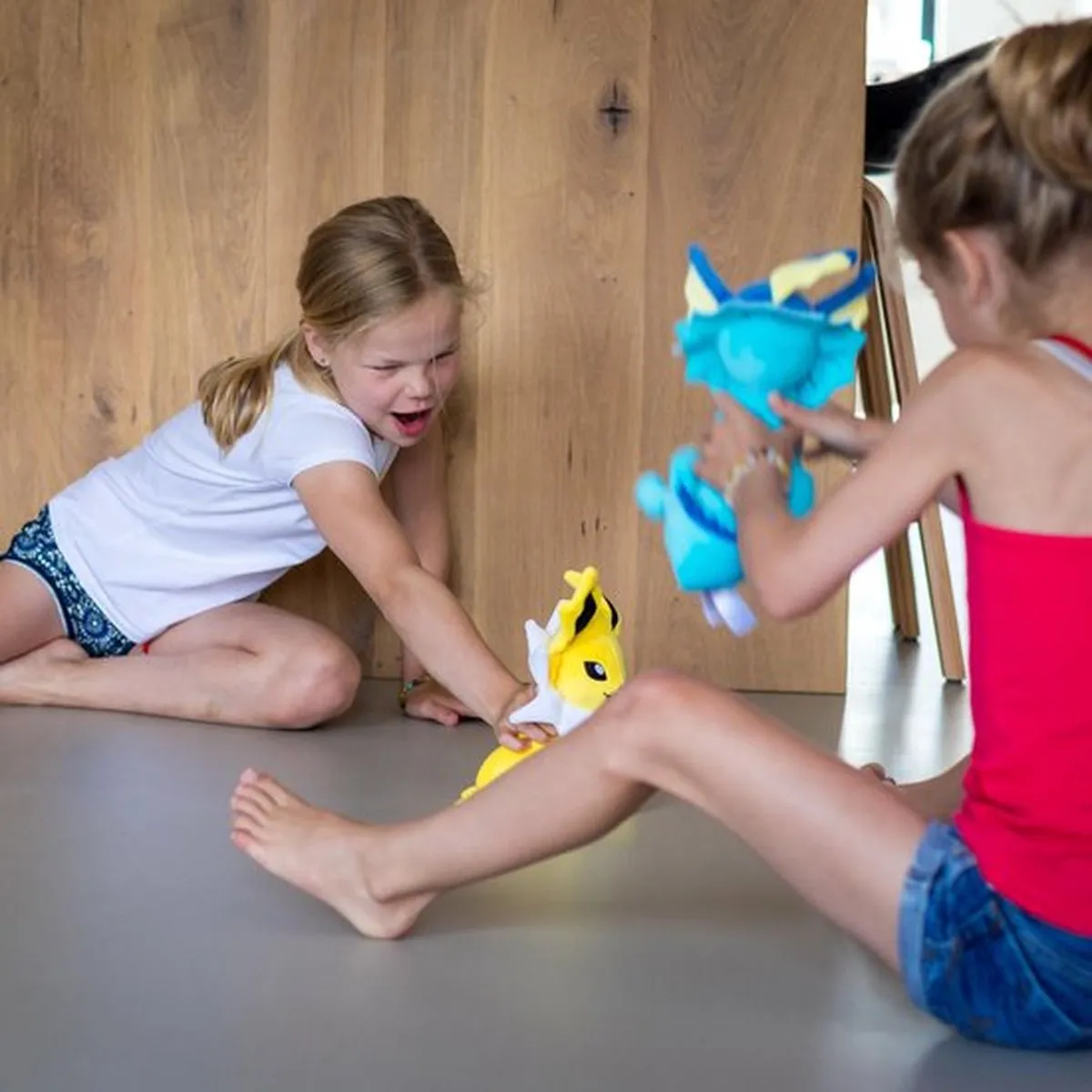 Pokémon Pluche Pikachu 20 cm - afbeelding 6 van 6